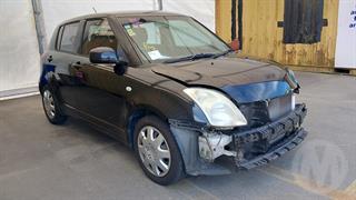 2010 Suzuki Swift Hatch Photo
