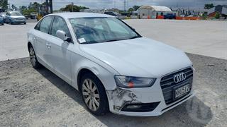 2014 Audi A4 Sedan Photo