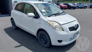 2006 Toyota Echo Hatch Photo