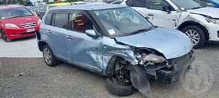 2008 Mazda Verisa Hatch Photo