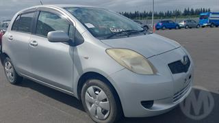 2005 Toyota Vitz Hatch Photo