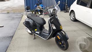 2024 Vespa GTS 300 Super Tech Moped Photo