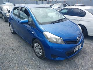 2011 Toyota Yaris YR 1.3P HATCH5 4A Hatch Photo