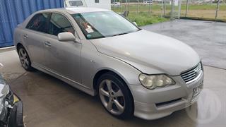 2005 Toyota Markx Sedan Photo