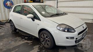 2015 Fiat Punto Easy 1.4P/5AM/HA/5D Hatch Photo
