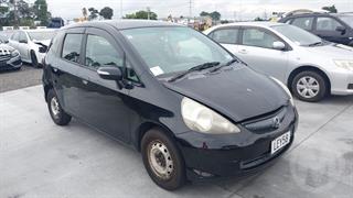 2005 Honda fit Hatch Photo