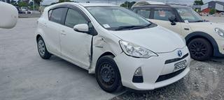 2014 Toyota Aqua Hatch Photo