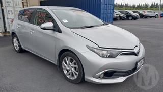 2017 Toyota Corolla GLX 1.8P/CVT Hatch Photo