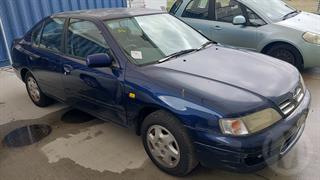 1996 Nissan Primera Sedan Photo