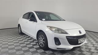 2011 Mazda Axela 4D Sedan Photo