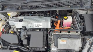 2011 Toyota Prius Hybrid Hatch Photo