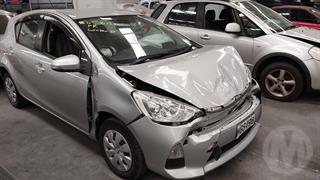 2014 Toyota Aqua Hatch Photo