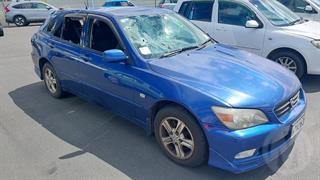 2002 Toyota Altezza Station Wagon Photo