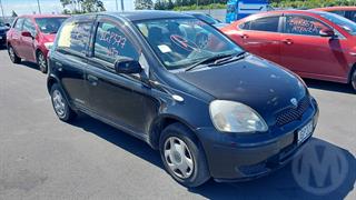 2004 Toyota Vitz Hatch Photo