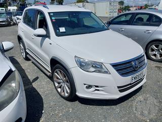 2010 Volkswagen Tiguan TDI 103kw 7dsg Station Wagon Photo