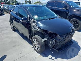 2013 Mazda Demio Hatch Photo