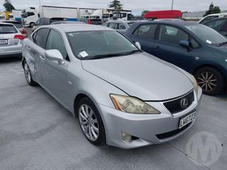 2008 Lexus IS250 Sedan Photo