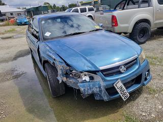 2005 Holden Calais Sedan Photo