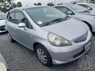 2007 Honda fit Hatch Photo