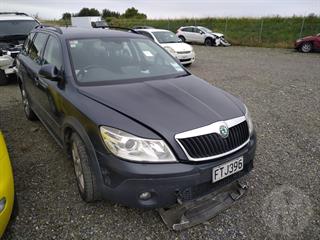 2011 Skoda Octavia Scout TDI DSG Station Wagon Photo