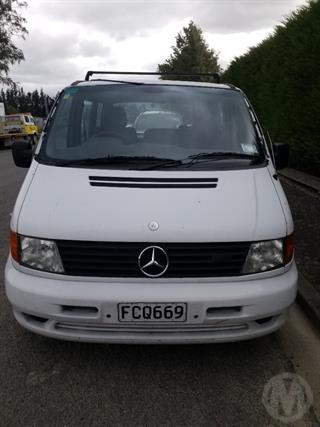 1999 Mercedes-Benz Kombi Vito 113 KBI Van Photo