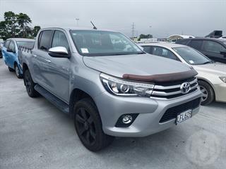 2018 Toyota Hilux SR5 TD DC 2.8D/6MT/ Dual Cab Utility Photo