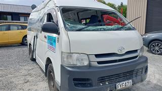 2010 Toyota Hiace 3.0DT ZX 5M 3 Seat Mini Bus Photo