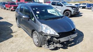 2012 Honda fit Shuttle Hybrid Station Wagon Photo