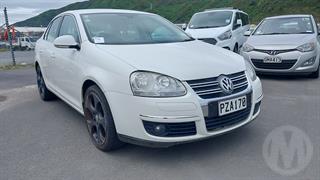 2011 Volkswagen Jetta TSI 4D Sedan Photo