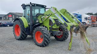 2017 Claas AR620C Tractor Photo