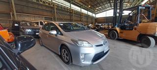 2012 Toyota Prius Hybrid Snergy Drive Hatch Photo
