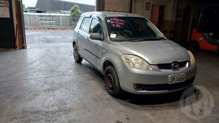 2005 Mazda Demio Hatch Photo