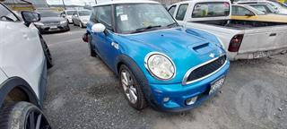 2012 BMW Mini Cooper S Hatch Photo