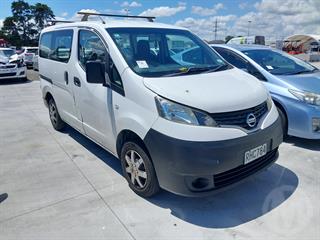 2011 Nissan Vanette NV200 Van Photo
