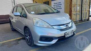2015 Honda fit Shuttle Hybrid Station Wagon Photo