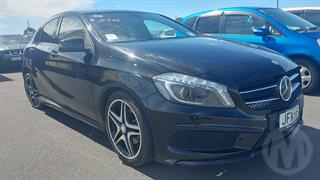 2015 Mercedes-Benz 180c CGI BE Sedan Photo