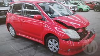 2005 Toyota IST Hatch Photo