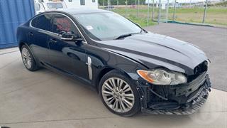 2011 Jaguar XF Sedan Photo