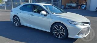 2020 Toyota Camry Hybrid 4D Sedan Photo