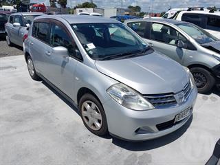 2009 Nissan Tiida Hatch Photo