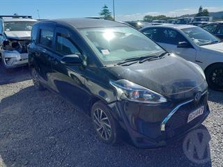 2019 Toyota Sienta Station Wagon Photo