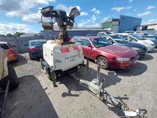 2016 Trailer PR Hybrid Trailer Photo