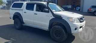 2010 Toyota Hilux 3.0TD 4WD DC 5M 5D Dual Cab Utility Photo