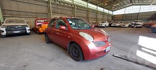 2004 Nissan March Hatch Photo