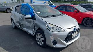 2016 Toyota Aqua Hybrid Hatch Photo