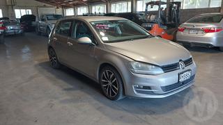 2013 Volkswagen Golf 1.4 TSI Highline Hatch Photo