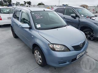 2003 Mazda Demio Hatch Photo