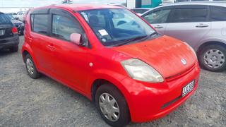 2005 Toyota Passo Hatch Photo