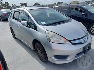2012 Honda fit Shuttle Station Wagon Photo