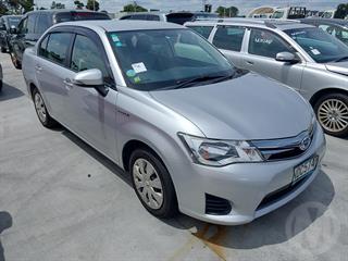 2015 Toyota Corolla Hybrid Sedan Photo